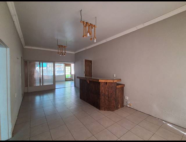 4 BEDROOM FREESTANDING FOR SALE IN ELANDIA